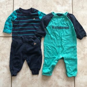Pack of two outfits from baby Gap in teal and navy
